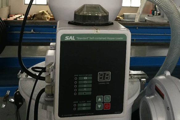 img of Standard Self-contained Hopper loaders