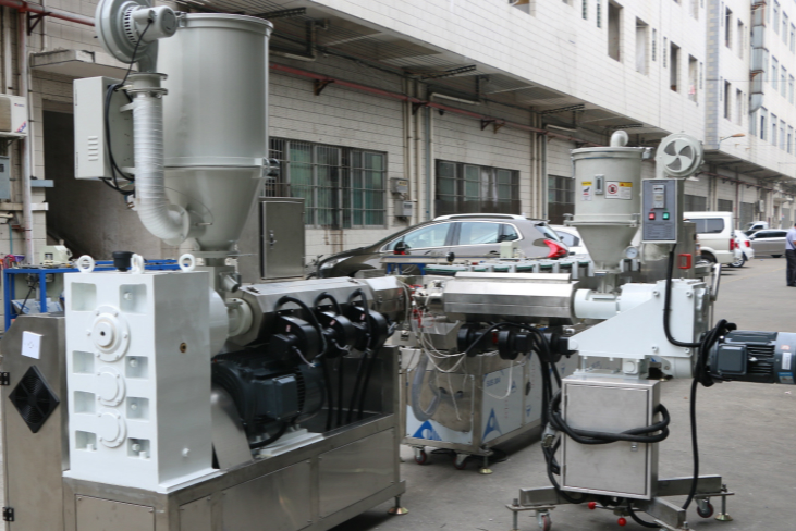 img of Medical Stomach Tube Extruder