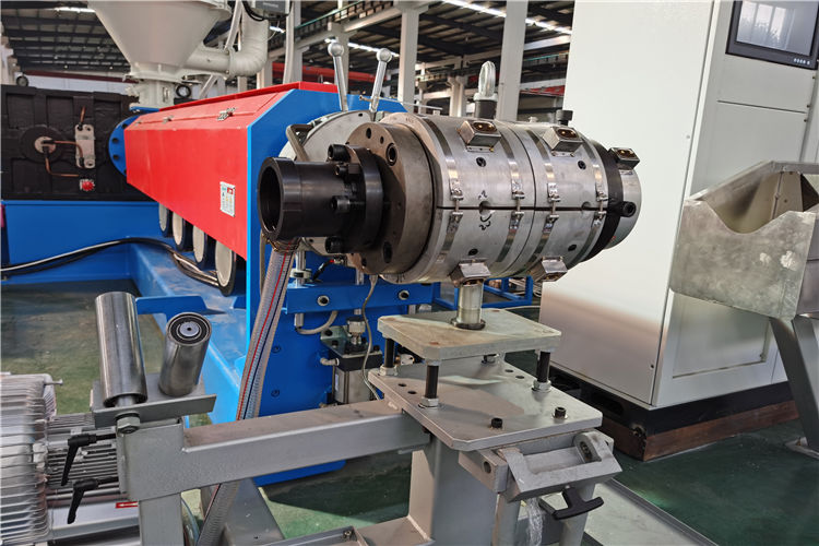 Extruder line