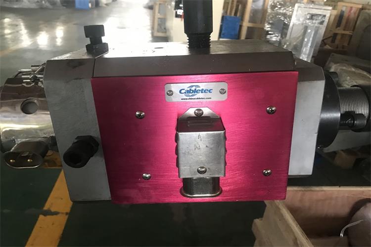cable extrusion machine
