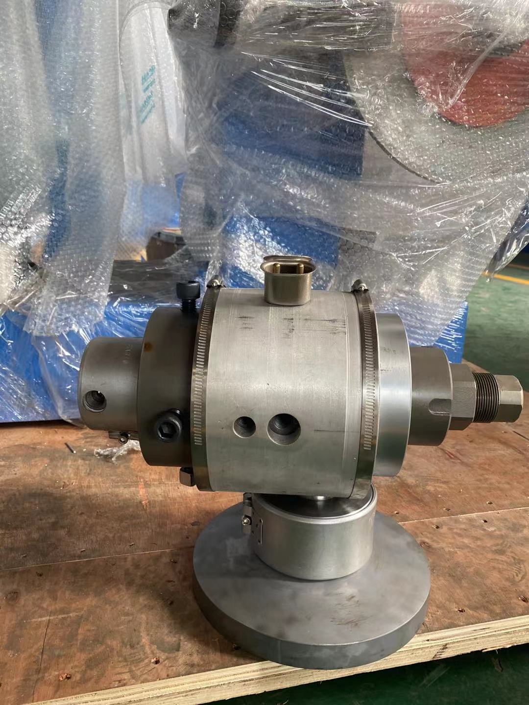 Wire co-extrusion 10mm coating round crosshead