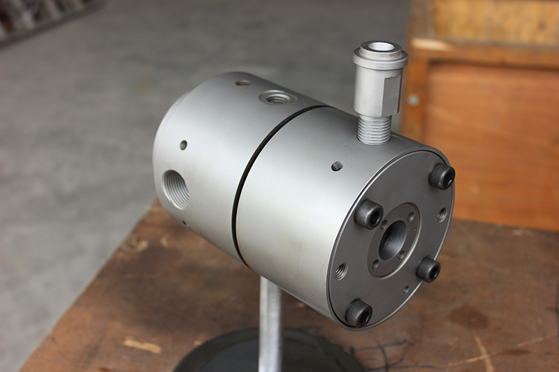 img of Dual distinct temperature dual layer co-extrusion crosshead