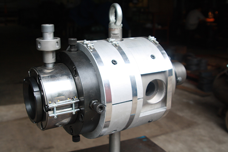 img of Dual layer dual color co-extrusion column crosshead ( Outer heating)