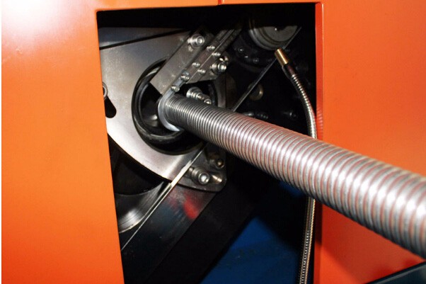 img 2 of Interlock armoring machine