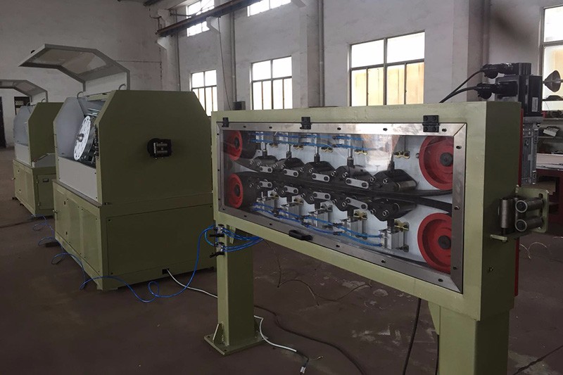 img 1 of Paper taping machine